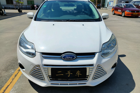 中山二手福特福克斯 2012款 三厢 1.6L 自动 舒适型