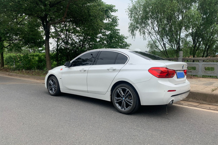 金华二手宝马1系 2017款 118i 1.5T 手自一体 运动版