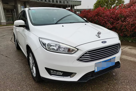 绍兴二手福特福克斯 2018款 三厢 EcoBoost180 手自一体 精英版