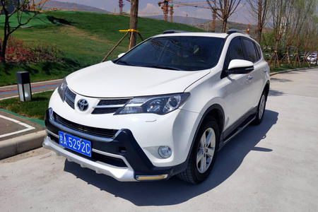 嘉峪关二手丰田RAV4荣放 2013款 2.5L 手自一体 精英版