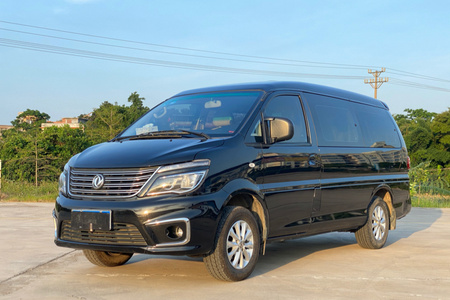 钦州二手东风风行菱智 2017款 M5L 1.6L 手动 舒适版 9座