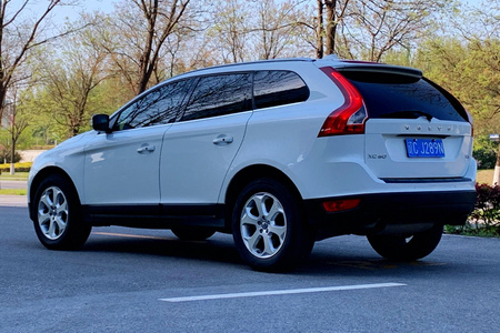 鞍山二手沃尔沃XC60 2013款 2.0T T5 智尊版