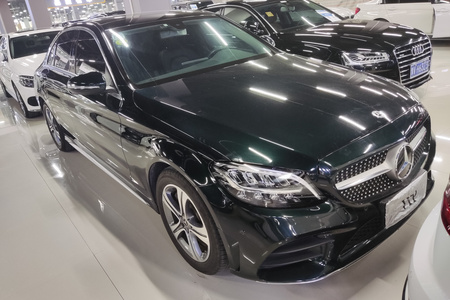信阳二手奔驰C级 2019款 C 260 L