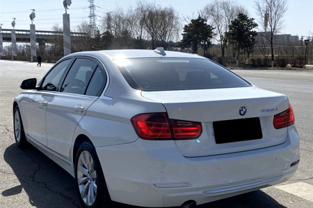 宁波二手宝马3系 2014款 320i 2.0T 手自一体 进取型