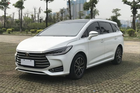 韶关二手比亚迪宋MAX 2018款 1.5TI 双离合 智联精英版 6座