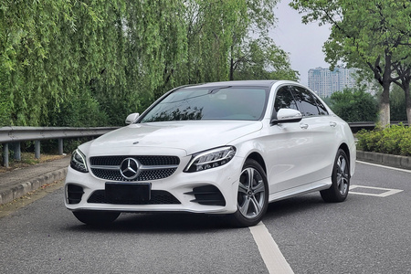 无锡二手奔驰C级 2019款 C 260 L 运动轿车