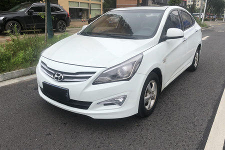 吉安二手现代瑞纳 2014款 三厢 1.4L GLX AT