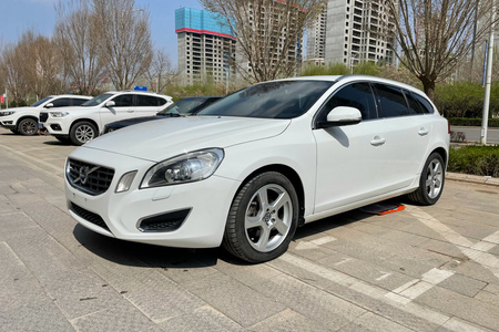 中卫二手沃尔沃V60 2013款 T5 智尊版