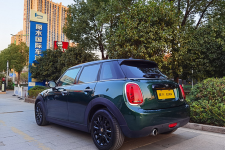 丽水二手MINI 2019款 1.5T COOPER 经典派 五门版