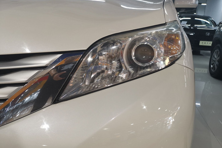 漯河二手丰田Sienna 2013款 3.5L 四驱 自动型
