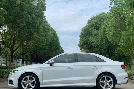 南京二手奥迪A3 2018款 30周年纪念版 Limousine 35TFSI 时尚版